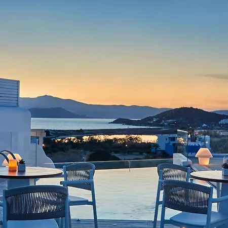 18 Grapes Hotel Agios Prokopios (Naxos)