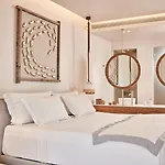 Hotel 18 Grapes 5*