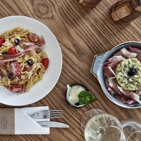 18 Grapes آغيوس بروكوبيوس