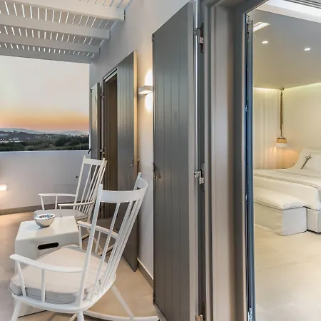 18 Grapes 5* Agios Prokopios (Naxos)