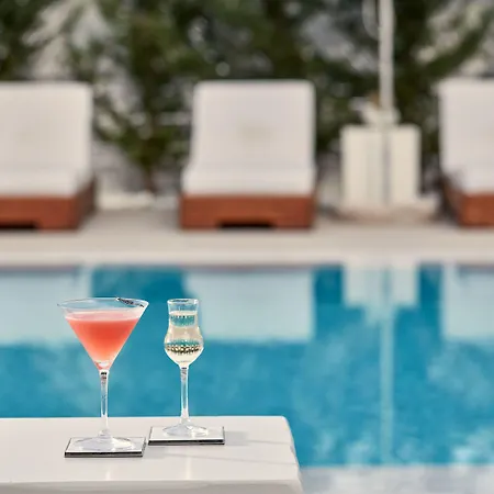 18 Grapes Agios Prokopios (Naxos)