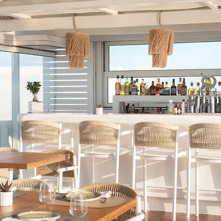 Hotel 18 Grapes Agios Prokopios (Naxos)