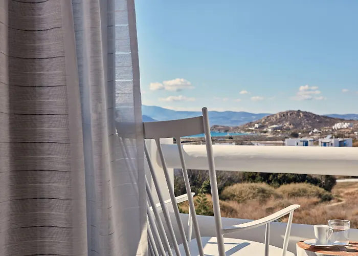 18 Grapes 阿吉奥斯普罗科皮奥斯