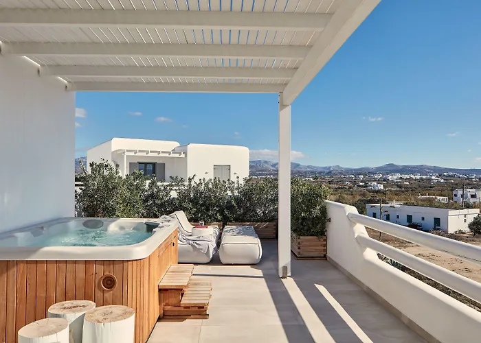 18 Grapes فندق 5*