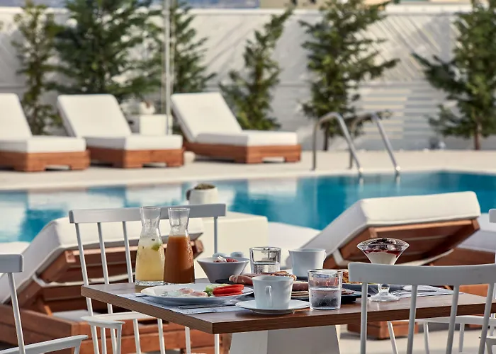 18 Grapes فندق 5*